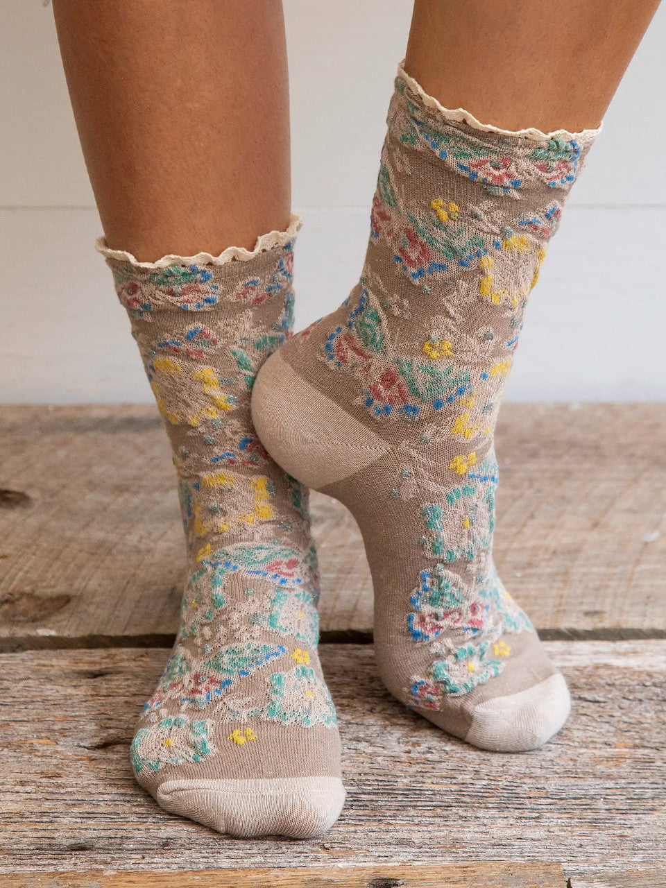 Natural Life Blossom Socks & Scrunchie, Set of 3 - Ash - Lace and Grace Boutique