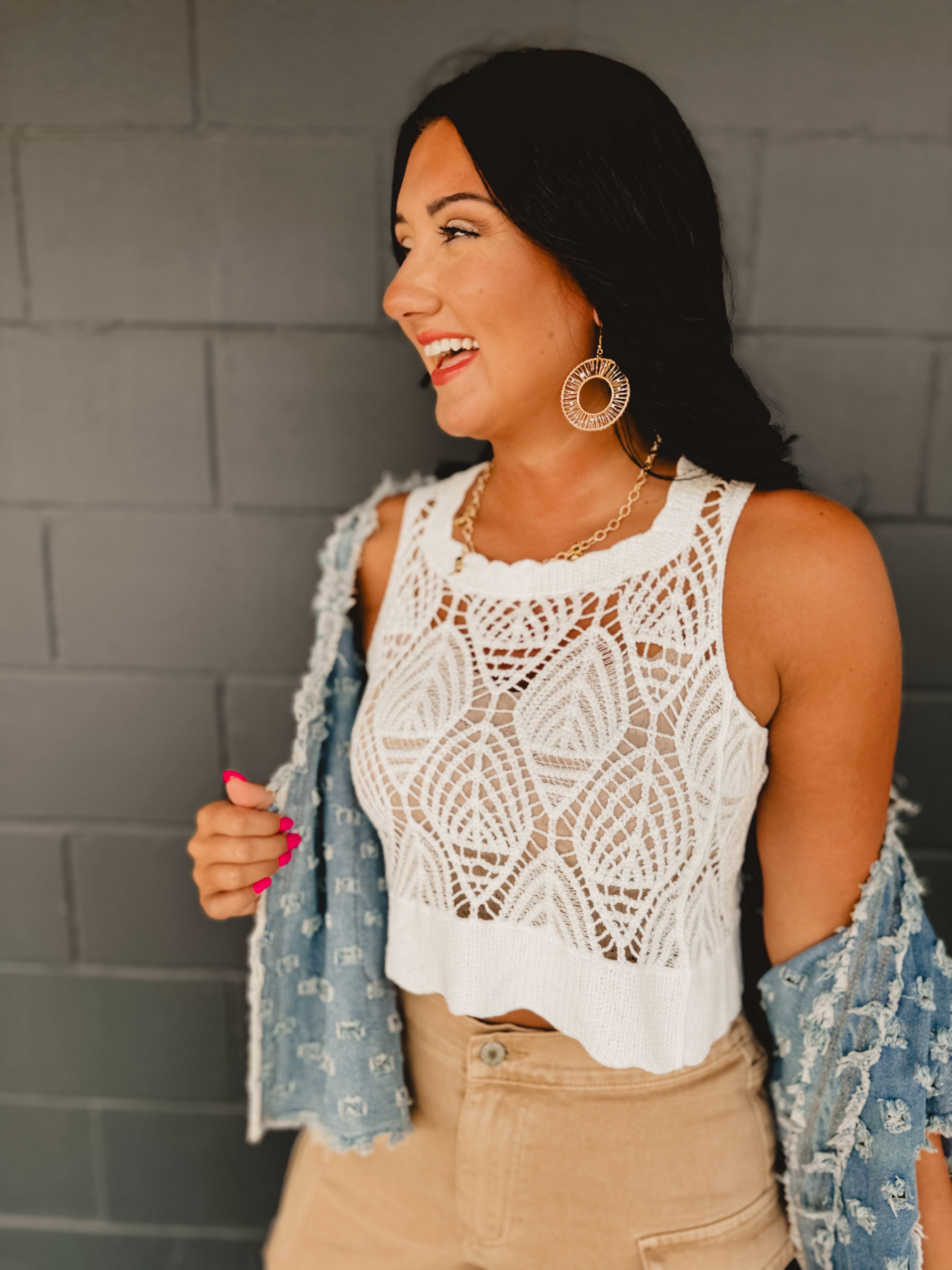 One size square neck cropped crochet tank with scalloped edges in white.