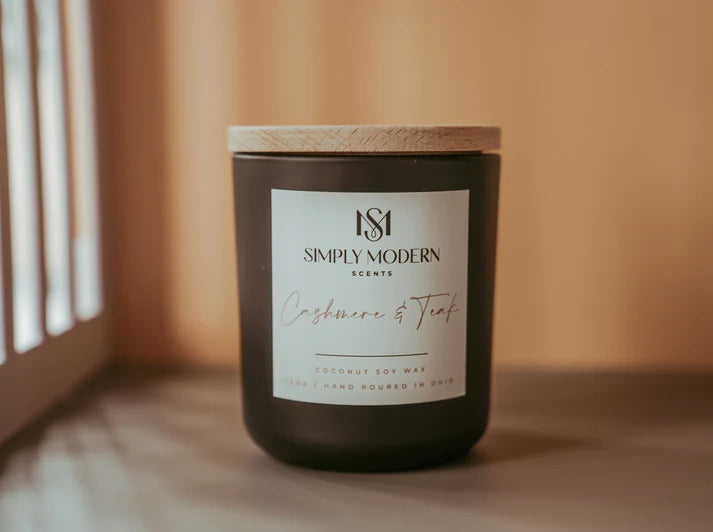 Simply Modern Soy Wax Candle - Cashmere & Teak - Lace and Grace Boutique